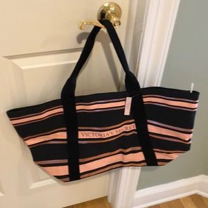 Victoria secret zipper tote bag NWT